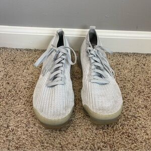 Nike Air Vapor Max Light Gray Knit Sneakers